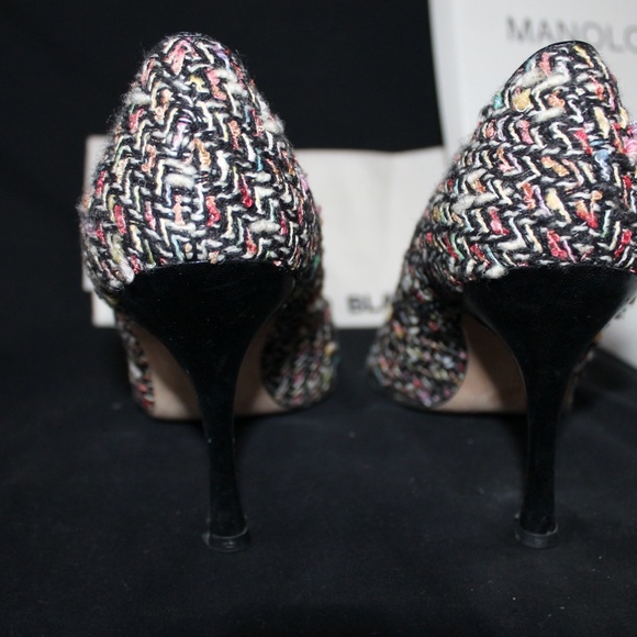 Manolo Blahnik shoes - Picture 3 of 5